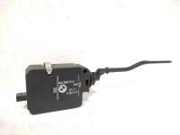 Сервопривод лючка бензобака bmw x3 e83 67116987634