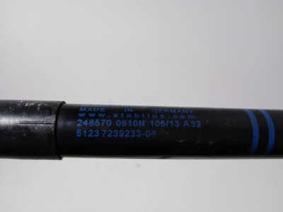 Амортизатор капота F20,F30   51237239233