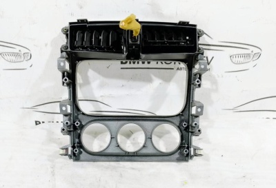 Накладка консоли центральной с A/C Liana 7382159J20ZL9