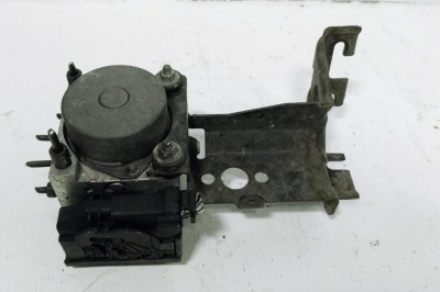 Блок ABS  хэтчбек 1.6 2009 SX4 5611079J90