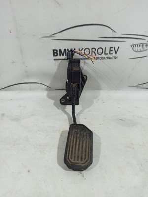 Педаль газа 2006-2013  RAV4 7811042030