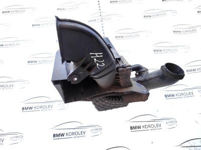 Воздухозаборник  Mazda 3 LF5013201B