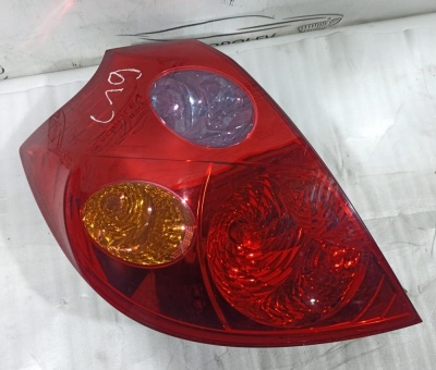 Фонарь задний левый ХЕТЧБЭК Ceed 924011H001