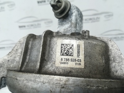 Подушка двигателя правая F10 N52B30  22116786528