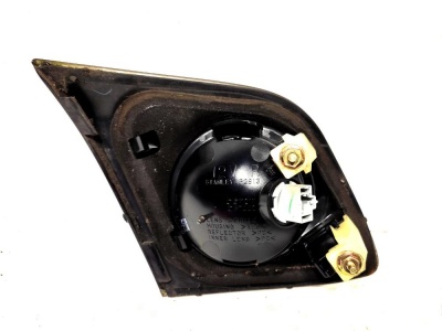 Фонарь задний внутренний правый Mazda 3 (BK) 2002-2009 (ХЕТЧБЭК ЧЁРНЫЙ ОТРАЖАТЕЛЬ ПРАВЫЙ РУЛЬ BP4N513F0C) Mazda 3 BP4N513F0C