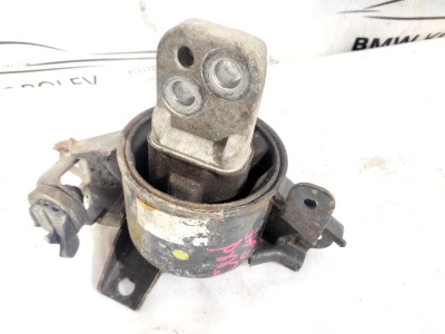 Опора КПП левая Kia Ceed (2007-2012)  Ceed 218301M000