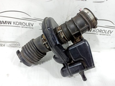 Патрубок воздушного фильтра Murano (Z50) 2004-2008   16576CA00B