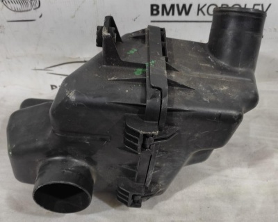 Корпус воздушного фильтра Suzuki Liana  Liana 1370054G10
