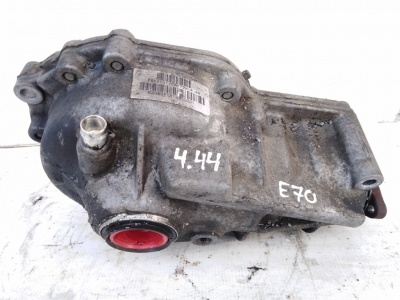 Редуктор передний BMW X5 E70 4.44  31507603004