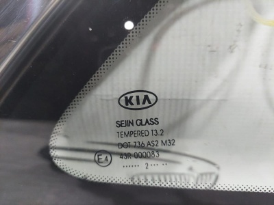 Стекло кузовное глухое правое Kia Ceed JD (2012-2018) 87820A2600 Ceed 87820A2600